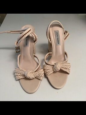 Steve Madden Ivory Woven Bow Ankle Wrap Block Heel Sandals